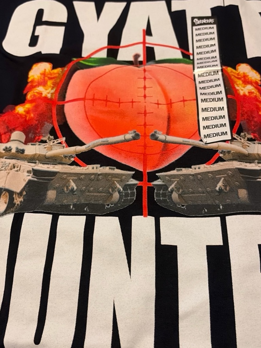 GYAT HUNTER Graphic Tee with Peach Target - Picture 2 of 2